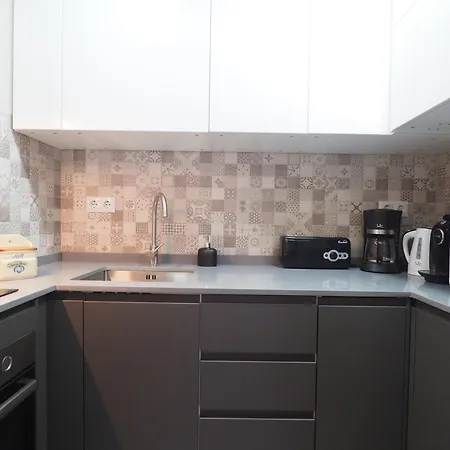 Apartament Balcony View By Hello Homes