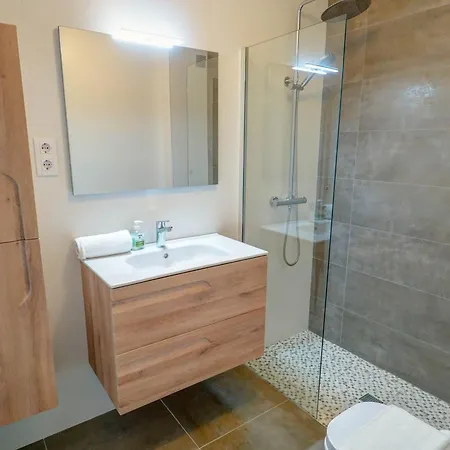 Balcony View By Hello Homes Apartament